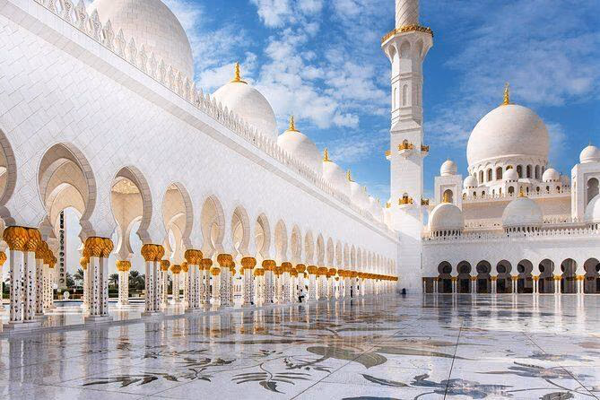 UAE Complete Tour – Dubai, Abu Dhabi, Sharjah & Al Ain | 8 Days / 7 Nights
