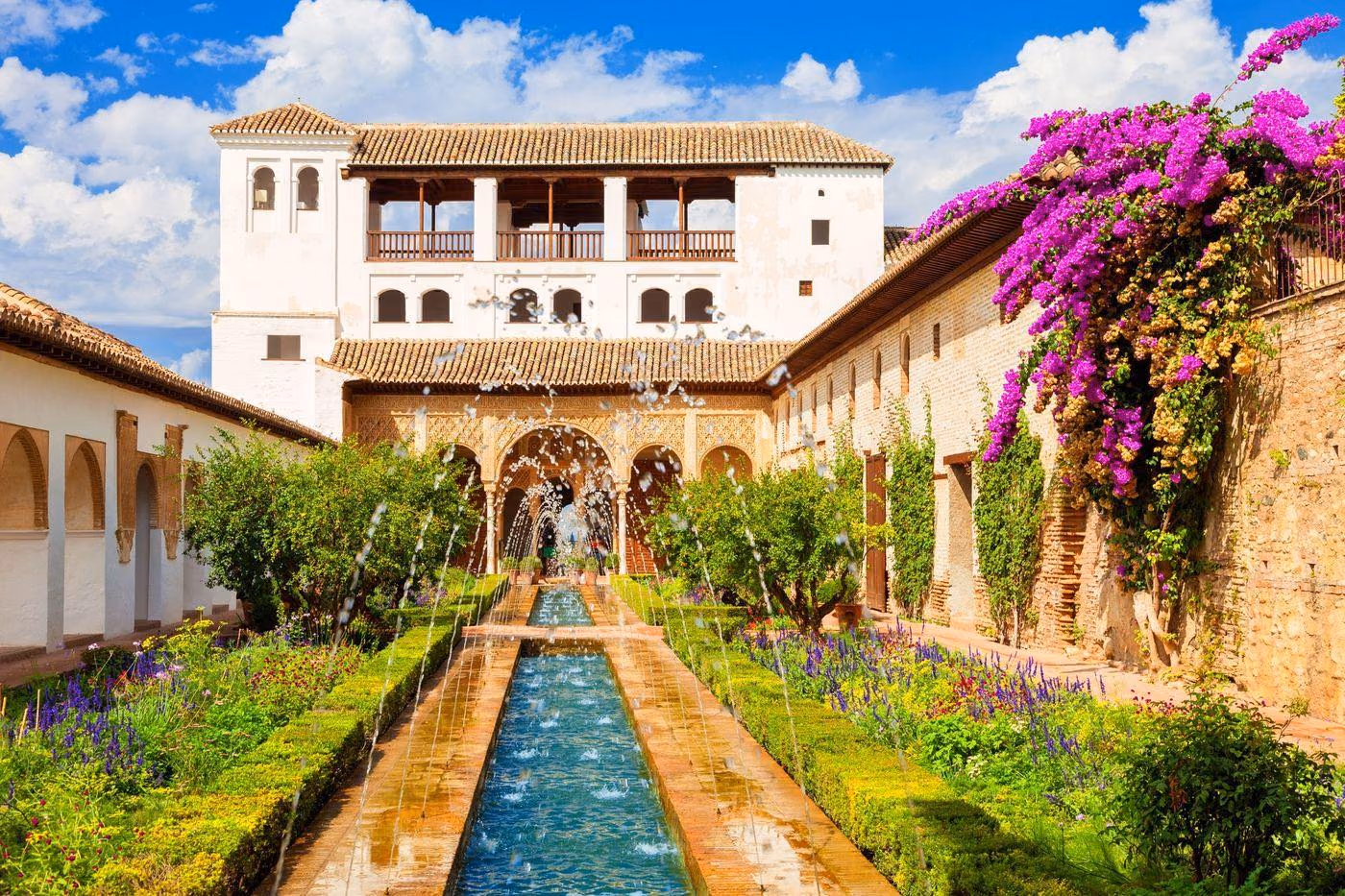Spain Highlights – Madrid, Barcelona, Seville & Granada | 12 Days / 11 Nights